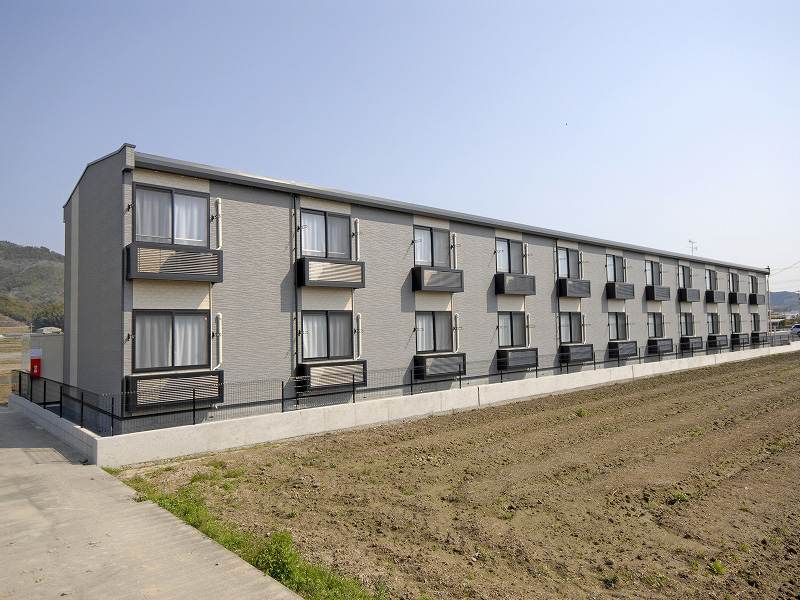 伊野駅よりバス11分 築17年8ヶ月 2階建の賃貸物件