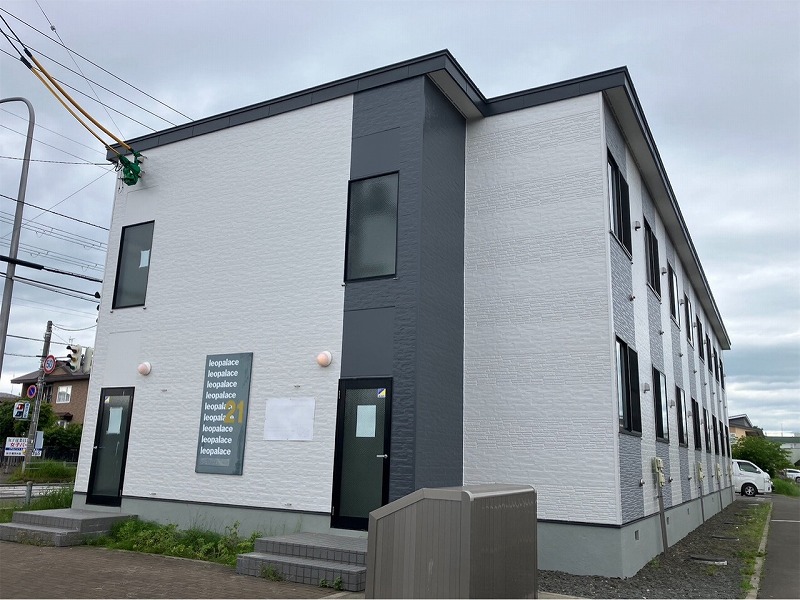 レオパレスシェソワ新富士の賃貸物件