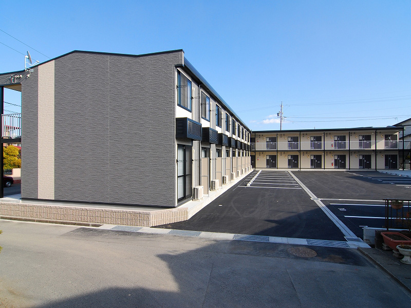 レオパレスアヴァン鈴鹿の賃貸物件