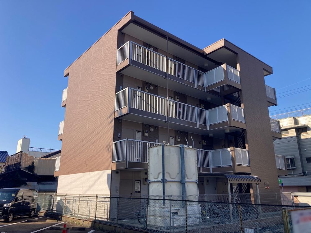 千種駅より徒歩10分 築18年 4階建の賃貸物件