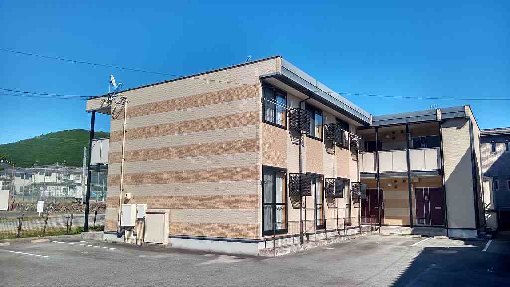 三次駅よりバス7分 築17年9ヶ月 2階建の賃貸物件