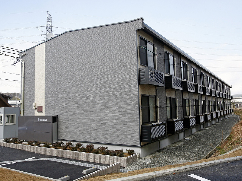 道場南口駅より徒歩18分 築18年3ヶ月 2階建の賃貸物件