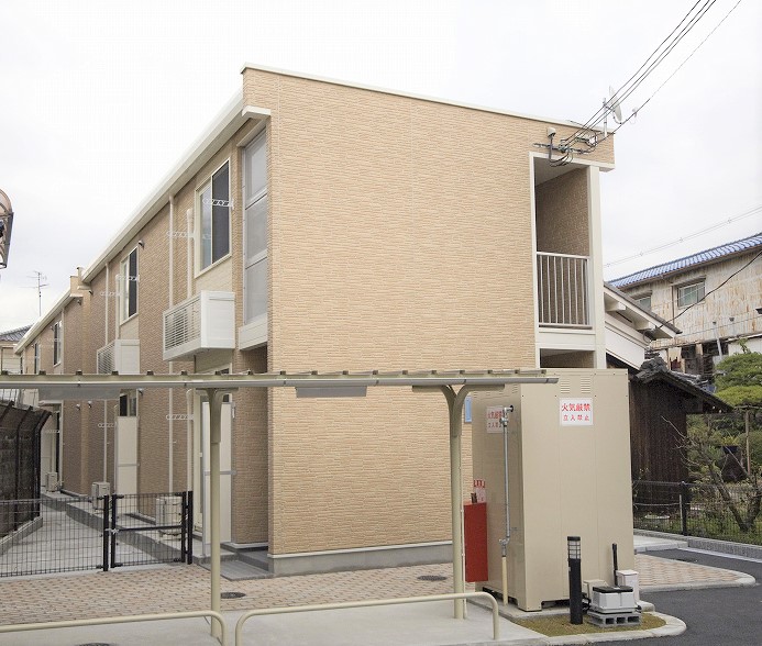 津田駅より徒歩10分 築16年1ヶ月 2階建の賃貸物件