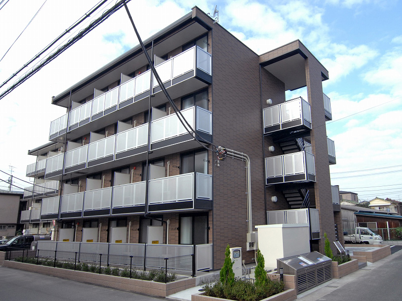 船橋駅より徒歩24分 築17年2ヶ月 4階建の賃貸物件