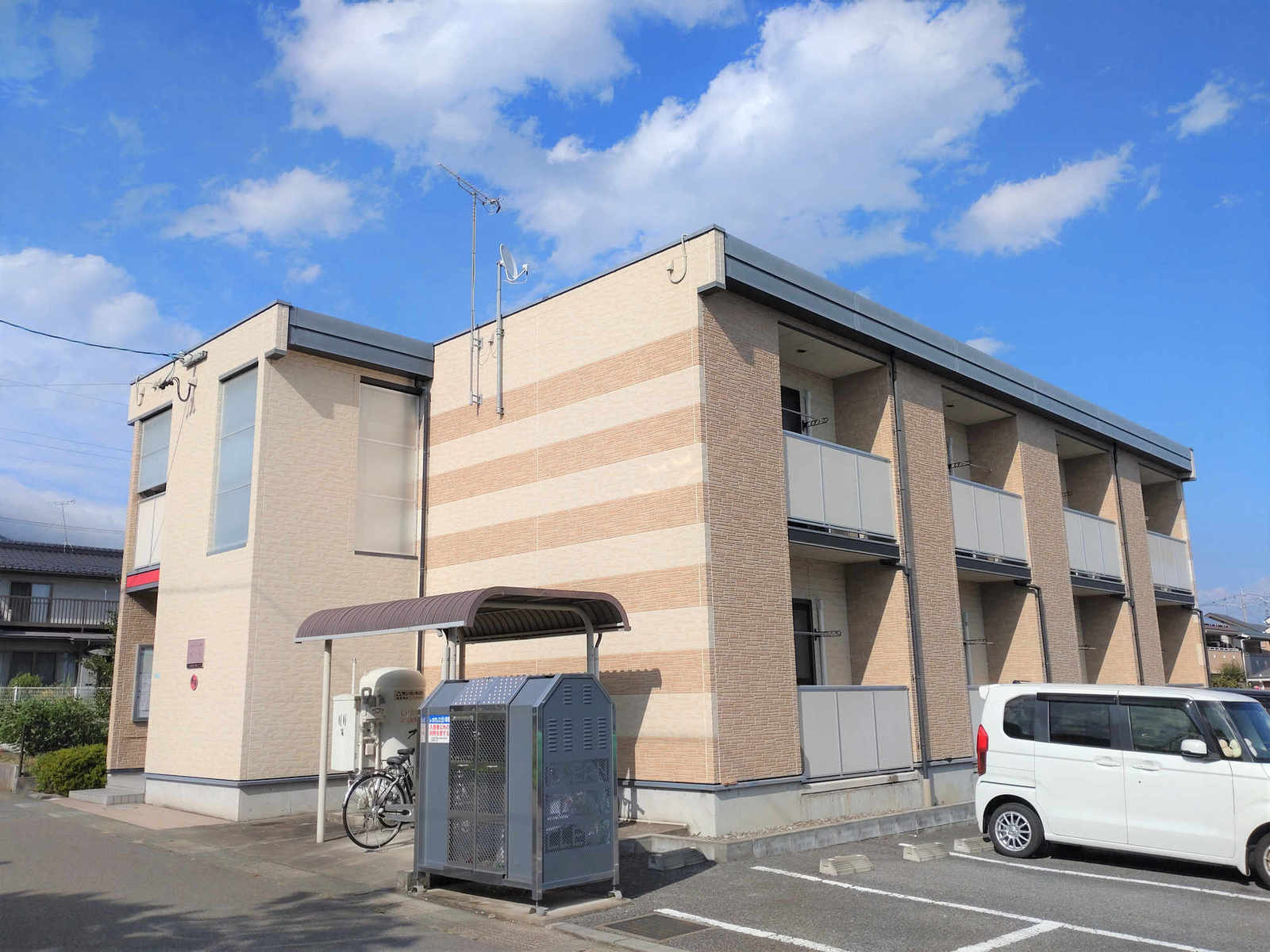 中野松川駅より徒歩24分 築17年11ヶ月 2階建の賃貸物件