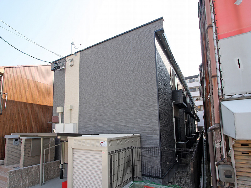 太閤通駅より徒歩11分 築17年8ヶ月 2階建の賃貸物件