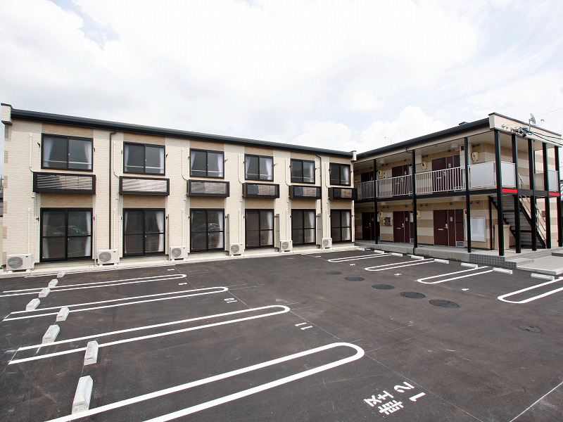 新木曽川駅より徒歩10分 築17年3ヶ月 2階建の賃貸物件