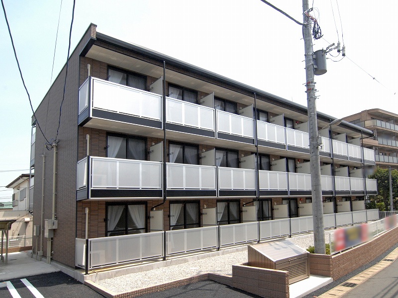 レオパレスアドラーブルの賃貸物件