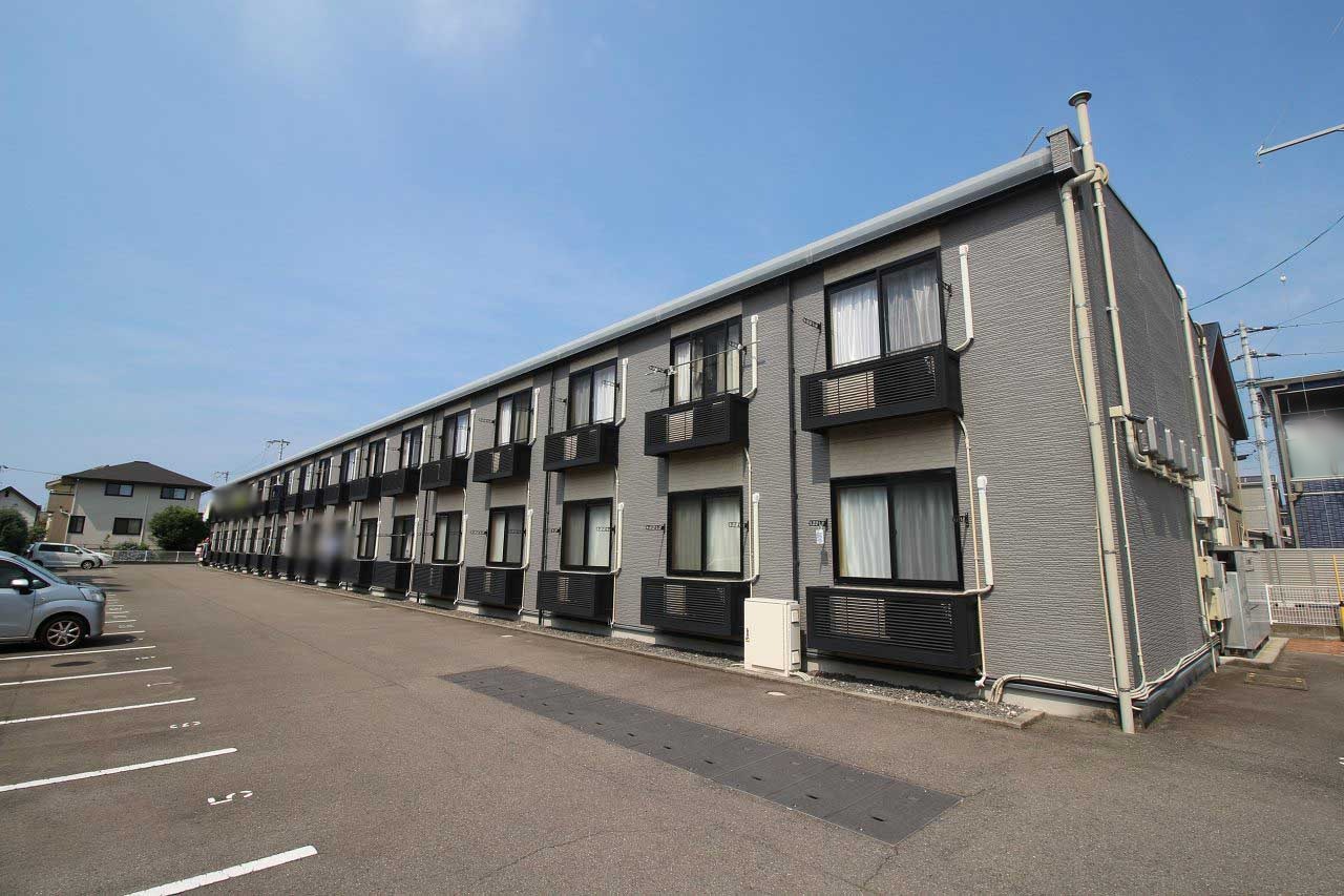 松前駅より徒歩8分 築17年10ヶ月 2階建の賃貸物件