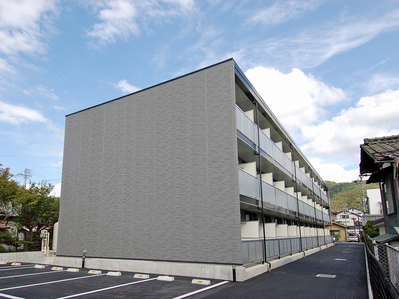 レオパレス隼４の賃貸物件