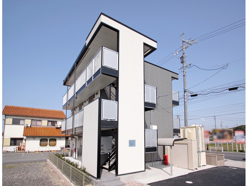 レオパレス駒草三好の賃貸物件