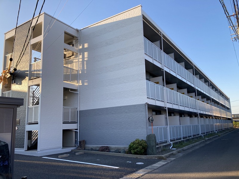 霞ヶ浦駅より徒歩15分 築17年3ヶ月 3階建の賃貸物件