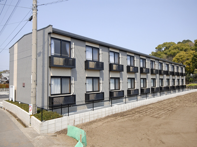 土佐山田駅より徒歩15分 築18年1ヶ月 2階建の賃貸物件