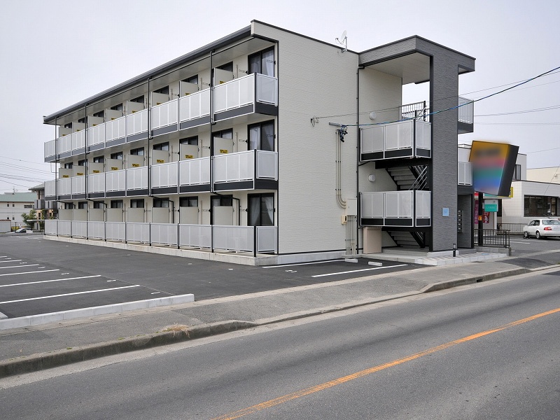 レオパレスサルウェーの賃貸物件