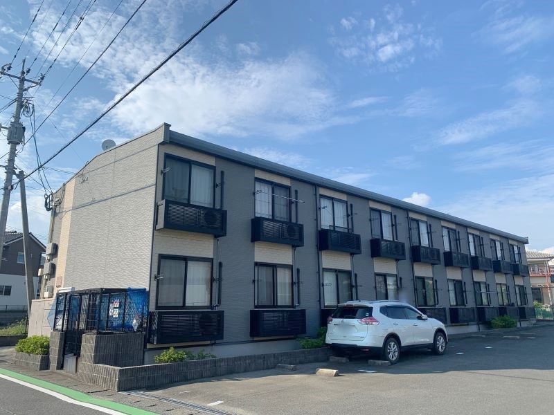 西鉄小郡駅より徒歩10分 築17年4ヶ月 2階建の賃貸物件