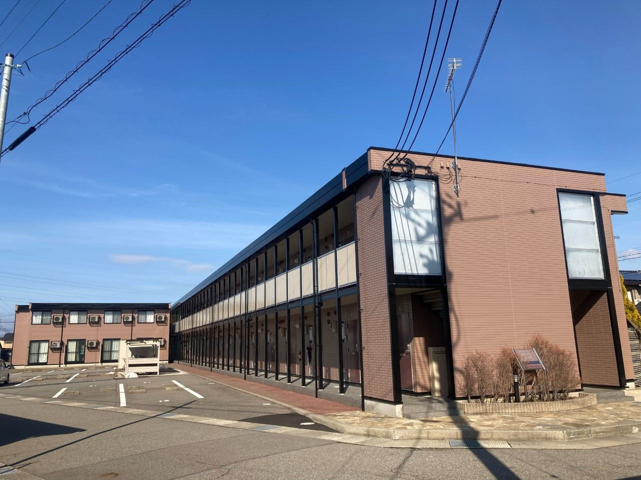 金沢駅よりバス25分 築17年7ヶ月 2階建の賃貸物件