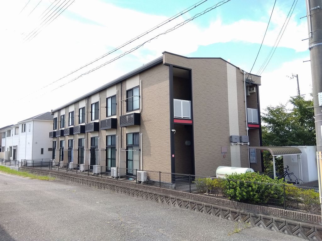 伊保駅より徒歩11分 築17年3ヶ月 2階建の賃貸物件