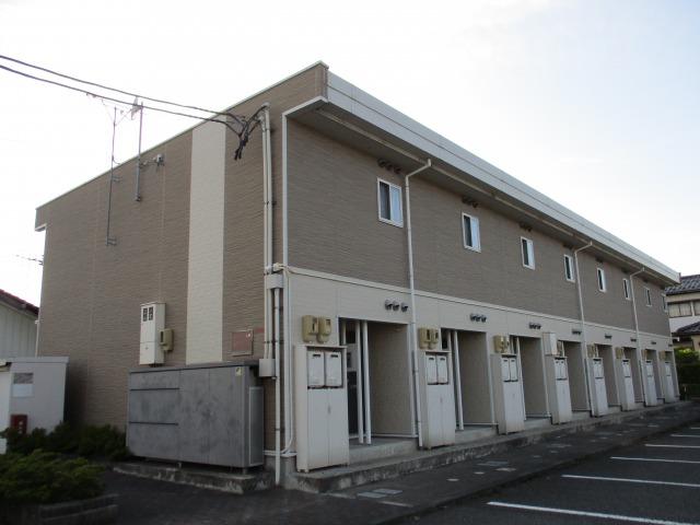 鶴岡駅よりバス26分 築17年7ヶ月 2階建の賃貸物件