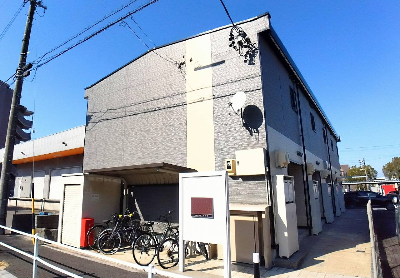 志賀本通駅より徒歩11分 築17年6ヶ月 2階建の賃貸物件