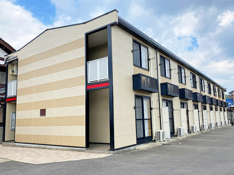 和多田駅より徒歩11分 築17年4ヶ月 2階建の賃貸物件