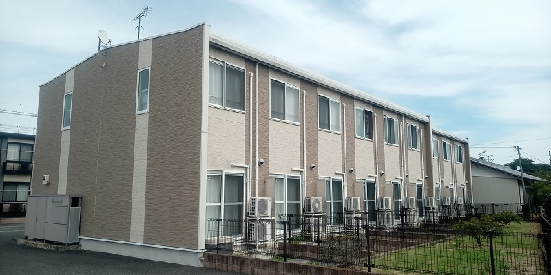 上州富岡駅よりバス18分 築17年2ヶ月 2階建の賃貸物件