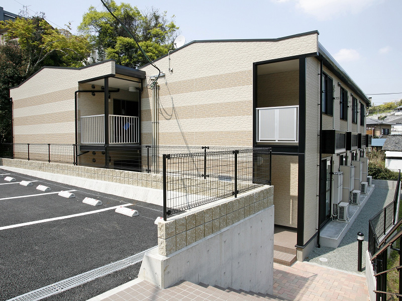 新町駅より徒歩11分 築16年8ヶ月 2階建の賃貸物件