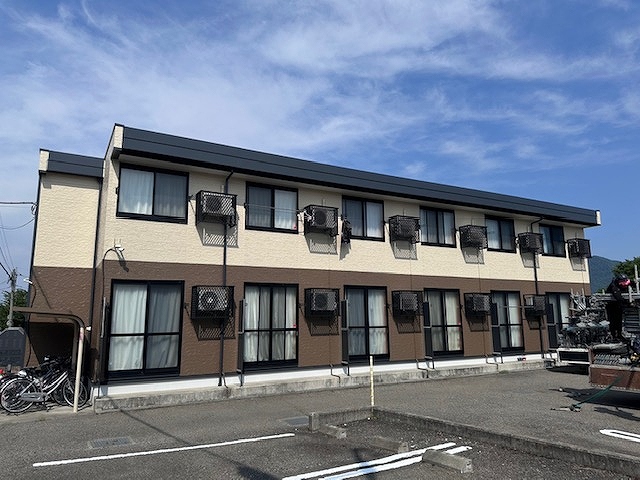 富士山駅より徒歩14分 築16年11ヶ月 2階建の賃貸物件