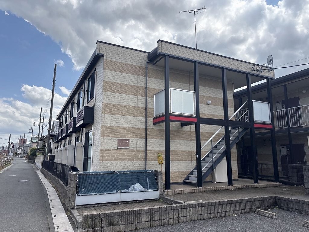 高麗川駅より徒歩7分 築17年3ヶ月 2階建の賃貸物件