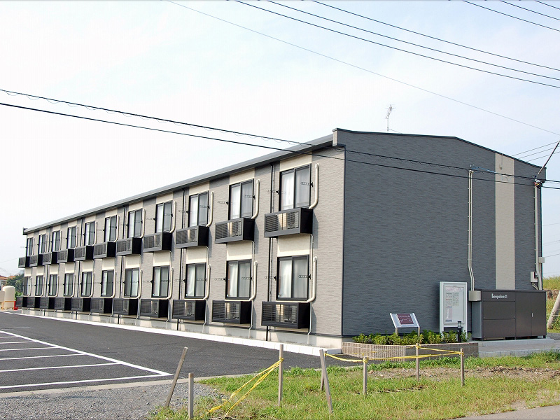倉賀野駅よりバス5分 築17年10ヶ月 2階建の賃貸物件