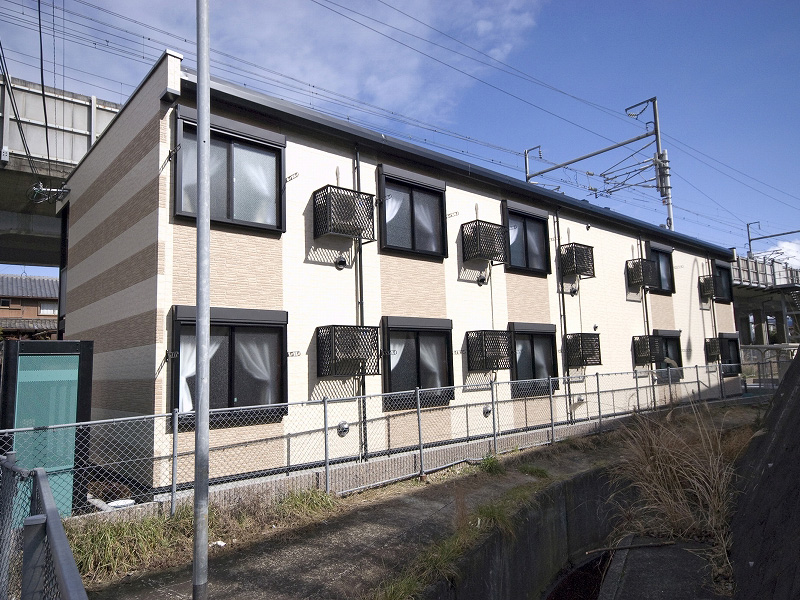 唐橋前駅より徒歩11分 築17年1ヶ月 2階建の賃貸物件