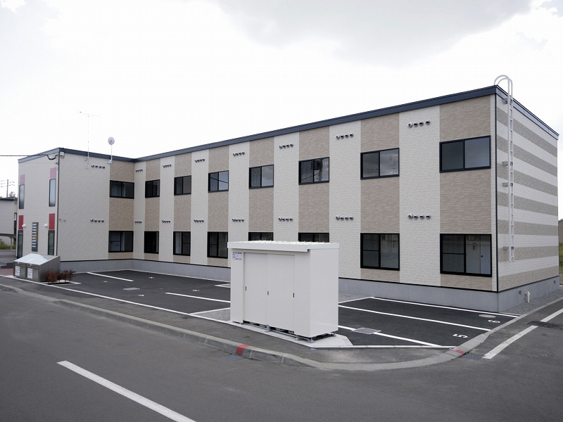 沼ノ端駅よりバス7分 築17年1ヶ月 2階建の賃貸物件