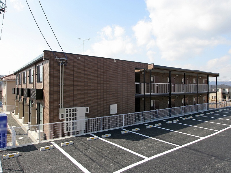 北仙台駅よりバス26分 築16年8ヶ月 2階建の賃貸物件