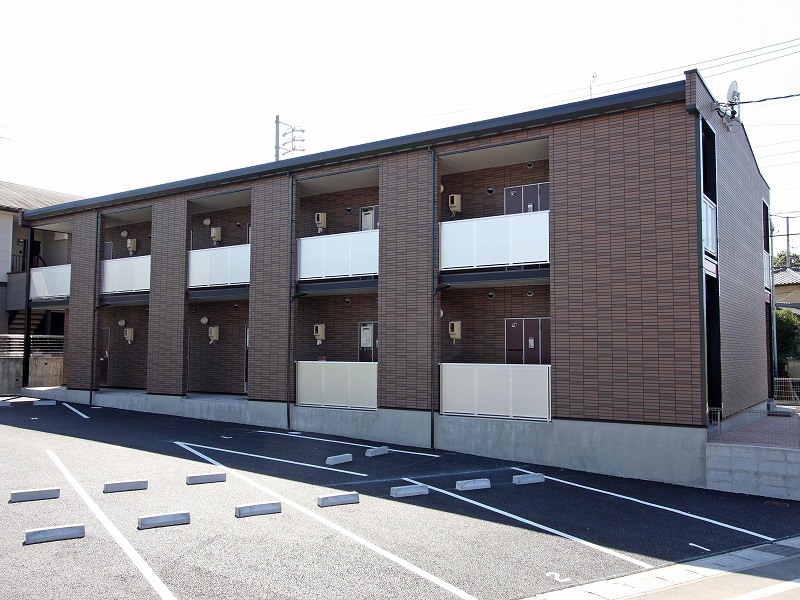 レオパレス瀬戸黒の里の賃貸物件