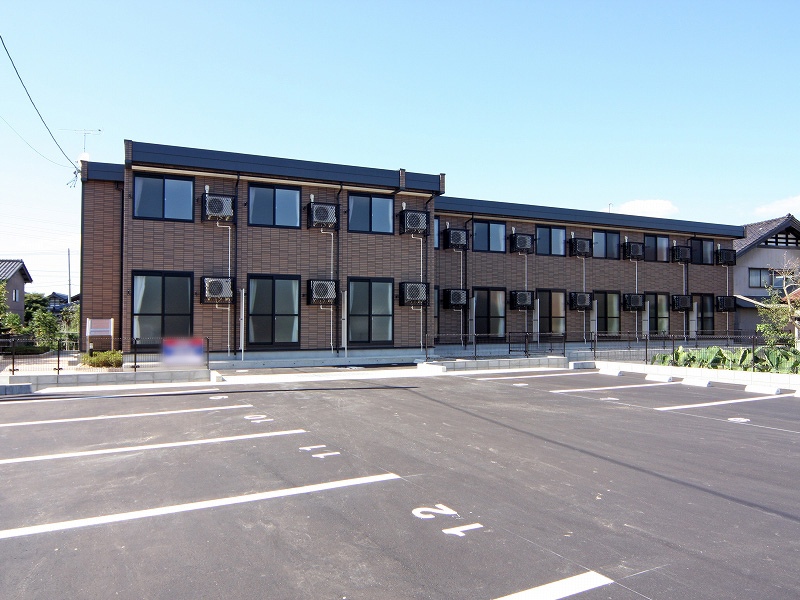 津幡駅より徒歩16分 築17年1ヶ月 2階建の賃貸物件