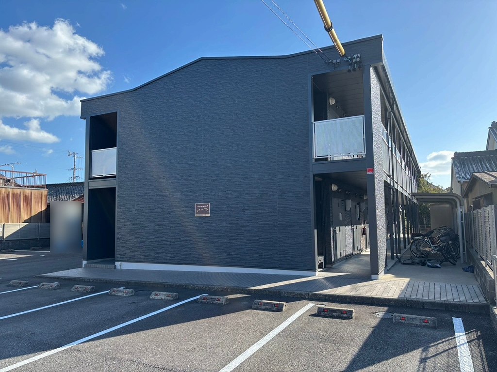 レオパレス一色の賃貸物件