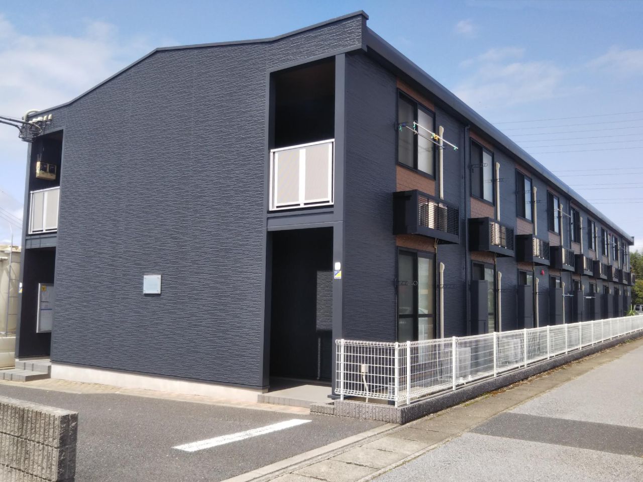 白井駅より徒歩14分 築16年3ヶ月 2階建の賃貸物件