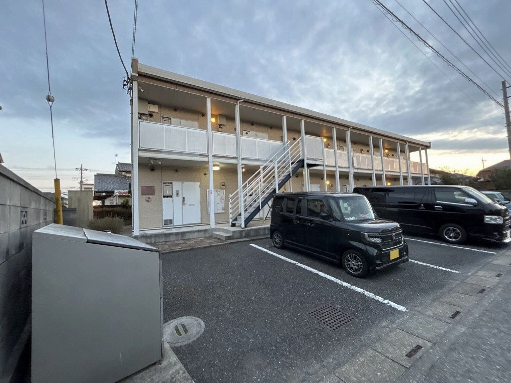 上尾駅よりバス13分 1階 築17年1ヶ月の賃貸物件