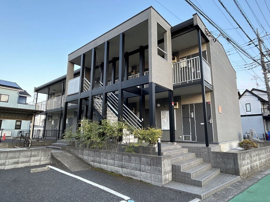 吉川駅より徒歩23分 2階 築17年3ヶ月の賃貸物件