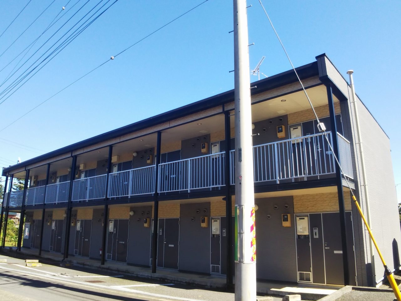 佐原駅より徒歩12分 築16年7ヶ月 2階建の賃貸物件