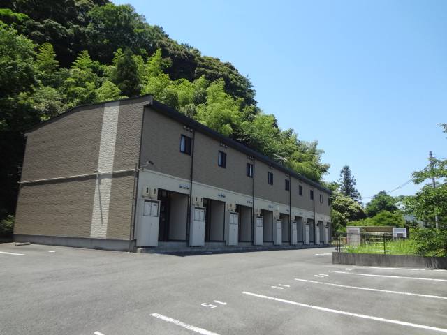 気賀駅より徒歩23分 築16年11ヶ月 2階建の賃貸物件