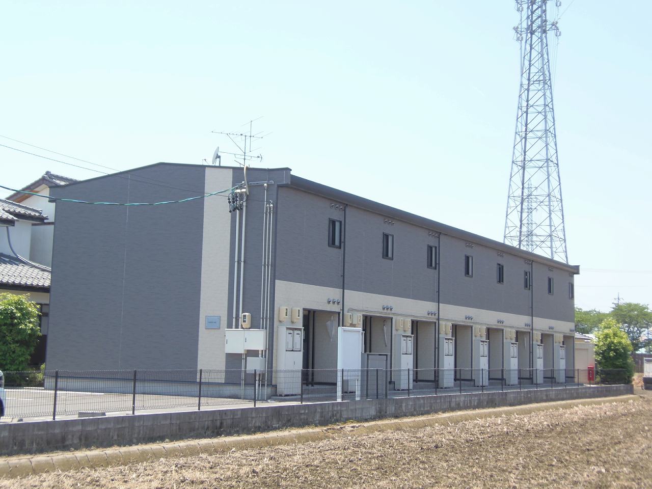 大垣駅よりバス15分 築17年 2階建の賃貸物件