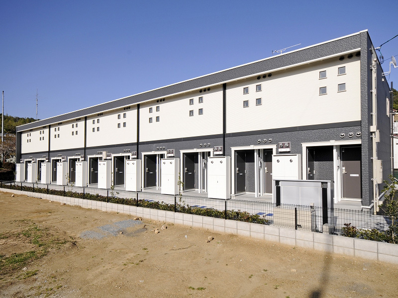 旭駅より徒歩13分 築16年8ヶ月 2階建の賃貸物件