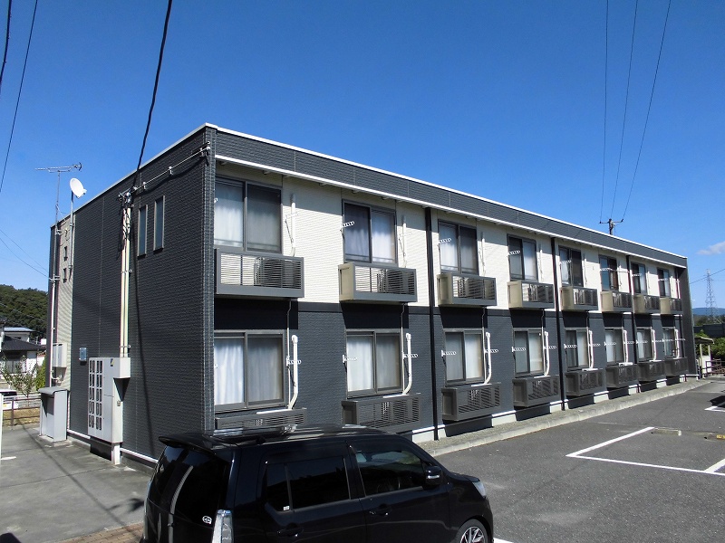 二本松駅よりバス13分 築17年2ヶ月 2階建の賃貸物件