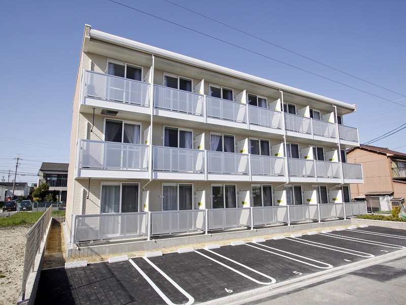 南荒子駅より徒歩11分 築17年 3階建の賃貸物件