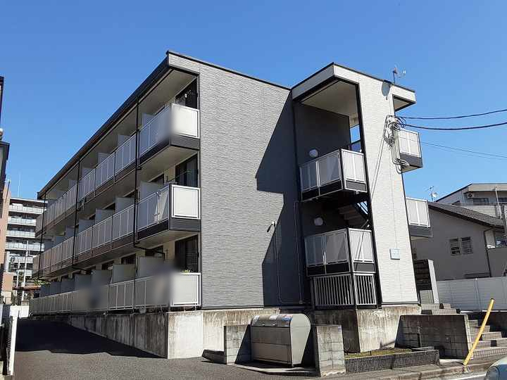 菊名駅より徒歩28分 築17年2ヶ月 3階建の賃貸物件