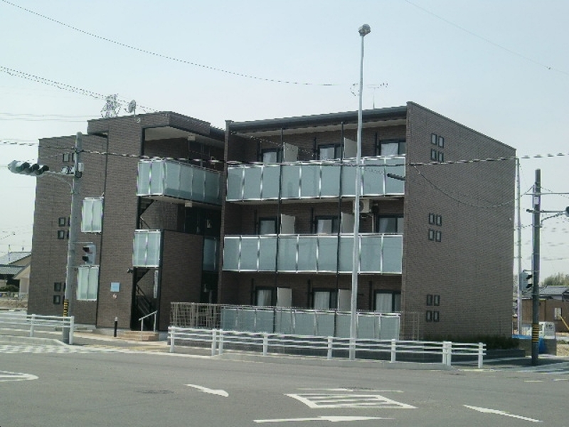 レオパレスPines寿の賃貸物件