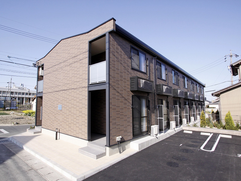 近鉄蟹江駅より徒歩11分 築16年9ヶ月 2階建の賃貸物件