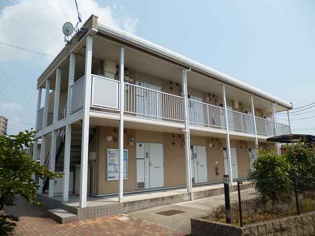 玉名駅より徒歩10分 築16年5ヶ月 2階建の賃貸物件