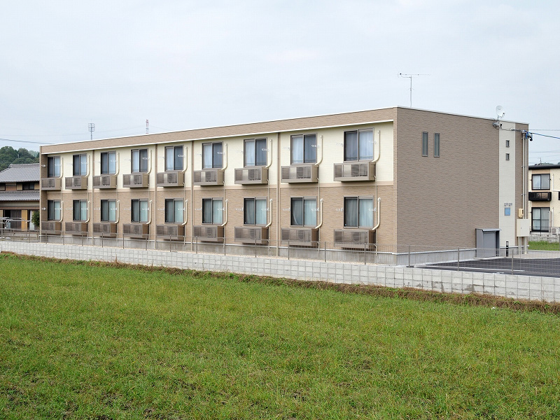 伊勢朝日駅より徒歩26分 築16年3ヶ月 2階建の賃貸物件