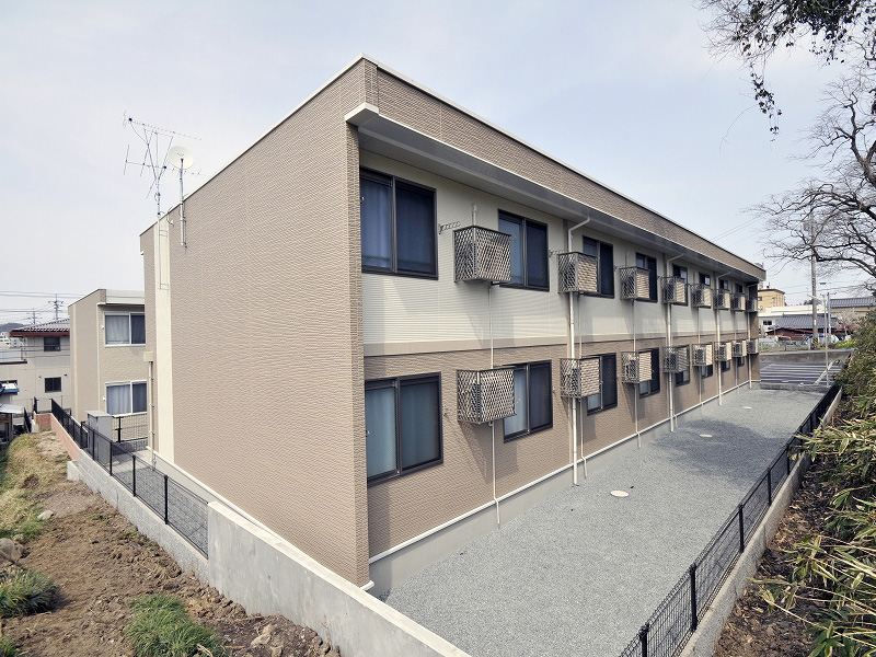 備後庄原駅より徒歩15分 築15年9ヶ月 2階建の賃貸物件